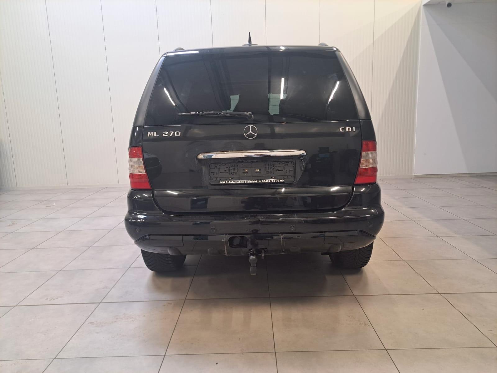 Mercedes-Benz ML270 2004 — photo 6
