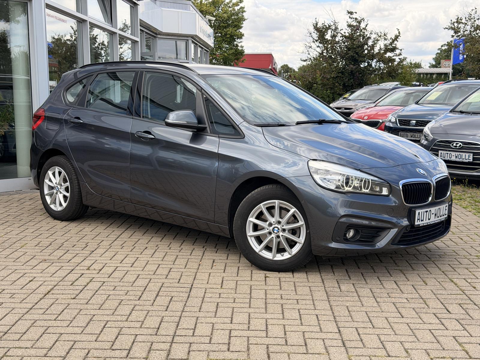 BMW 218 Active Tourer 218 i Advantage LED NAVI PDC