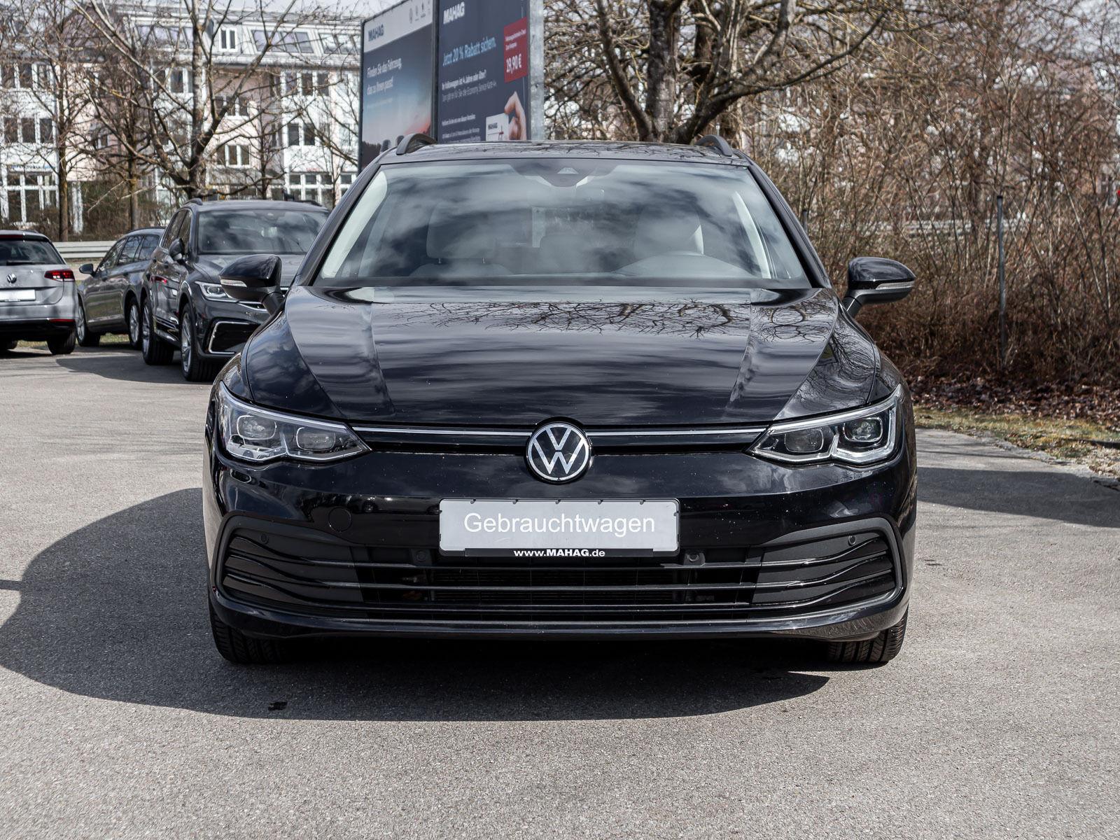 Volkswagen Golf VIII Variant Life 2.0 TDI IQ.Light Navi Par