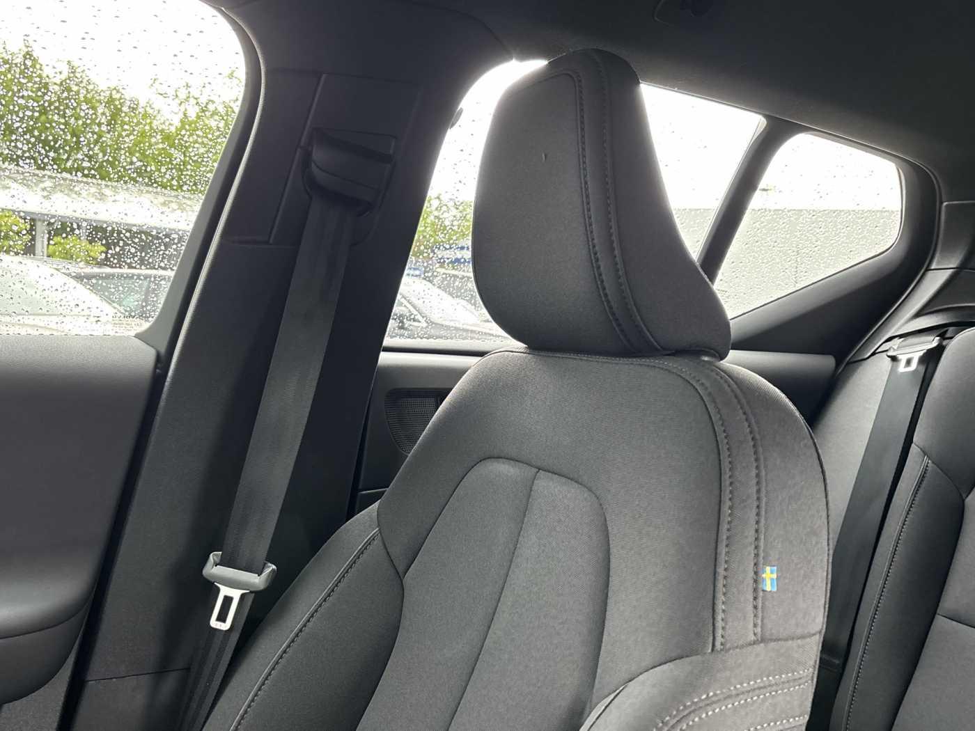 Volvo XC40 Plus Recharge Pure Electric 2WD