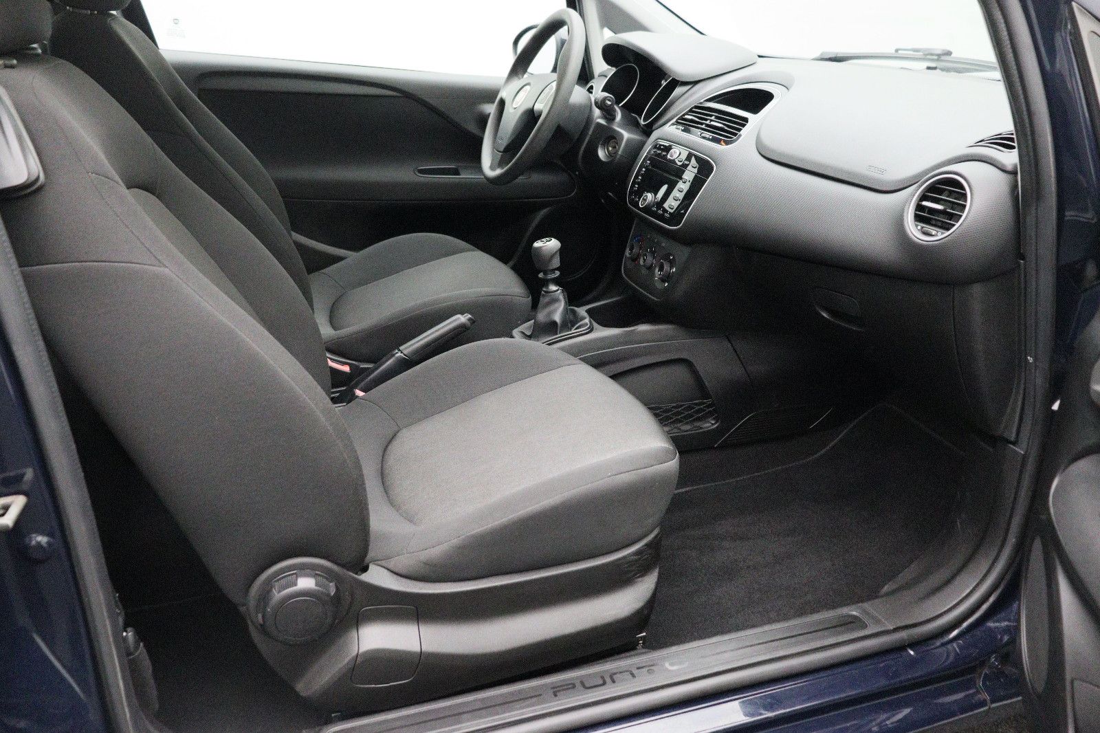 Fahrzeugabbildung Fiat Punto 1.2 Pop