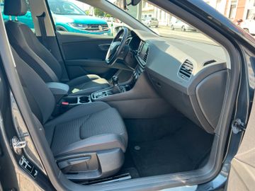 Fahrzeugabbildung SEAT Leon ST FR 1.5 TSI NAVI 1-HAND SCHECKHEFT
