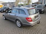Mercedes-Benz C 180 T CGI BlueEfficiency ELEGANCE AUTOM  NAVI - Mercedes-Benz C 180: Elegance