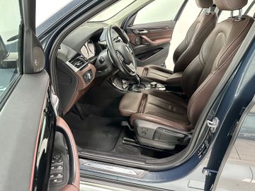 Fahrzeugabbildung BMW X1 xD20d xLine H/K Navi+ Sportsitze Komfort HUD