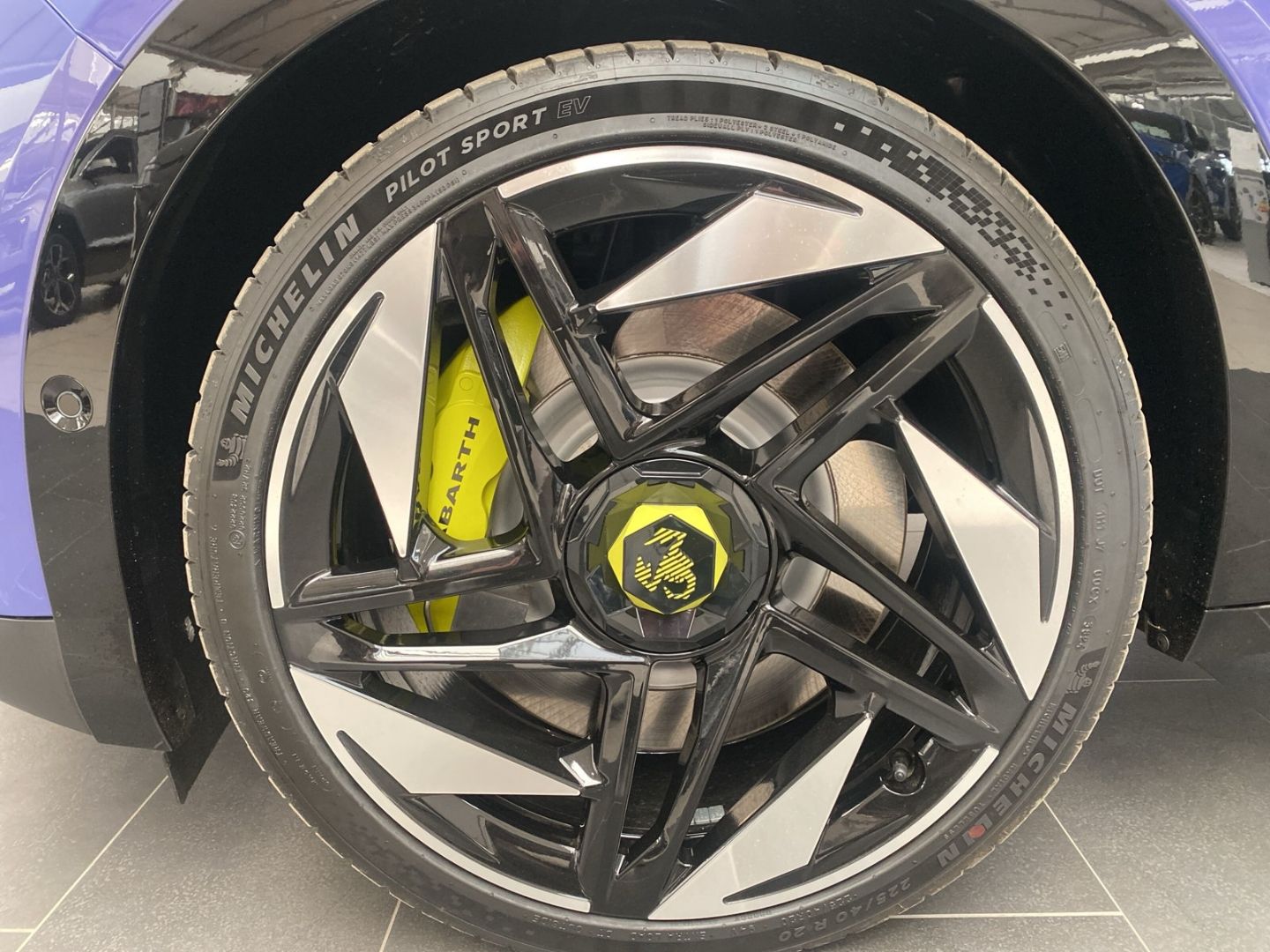 Abarth 600e - Bild 18