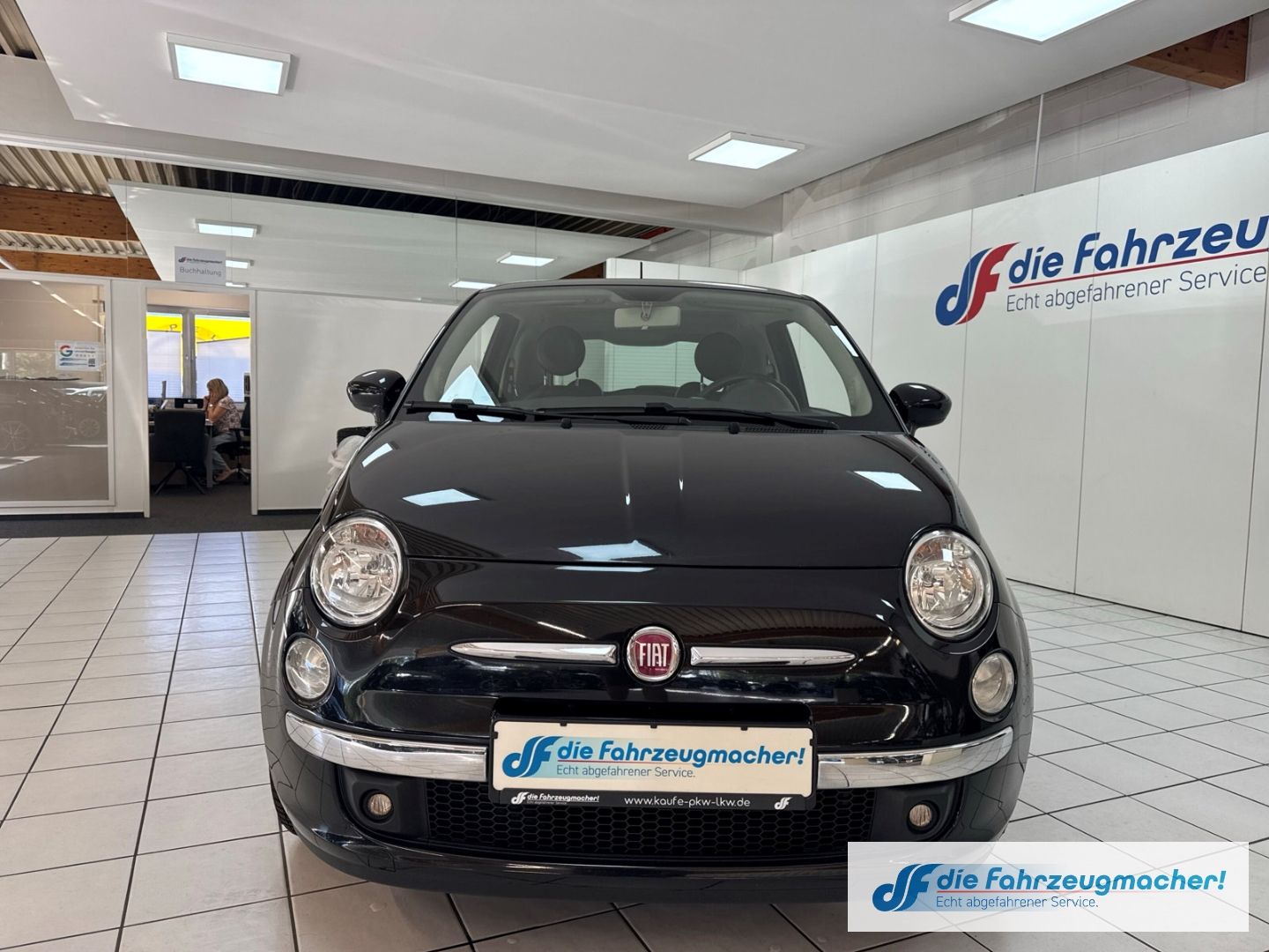 Fahrzeugabbildung Fiat 500 Cult 1.2 8V Leder Klimaautom Tel.-Vorb. PDC