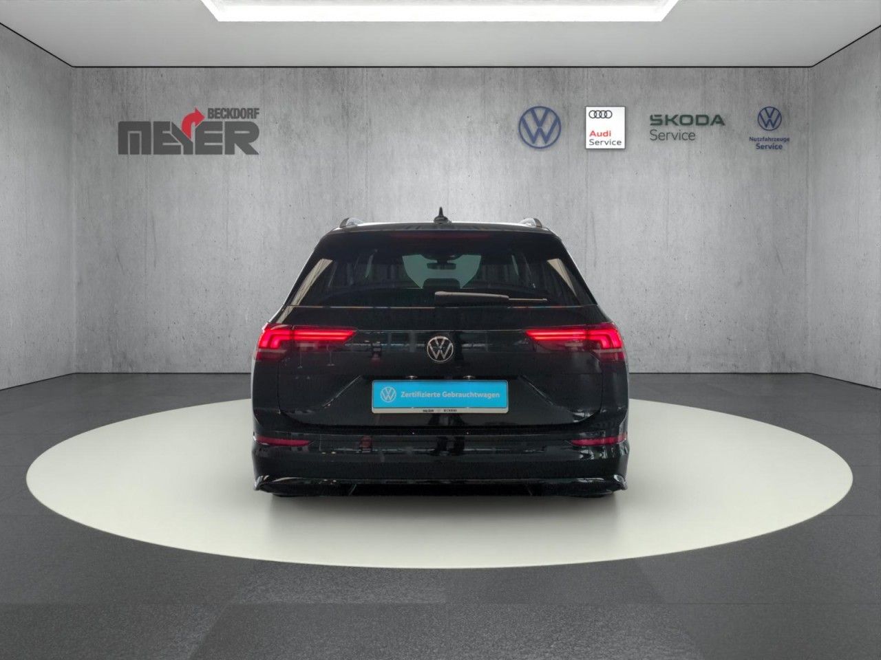 Golf Variant R-Line 1.5 eTSI DSG *Black Style*
