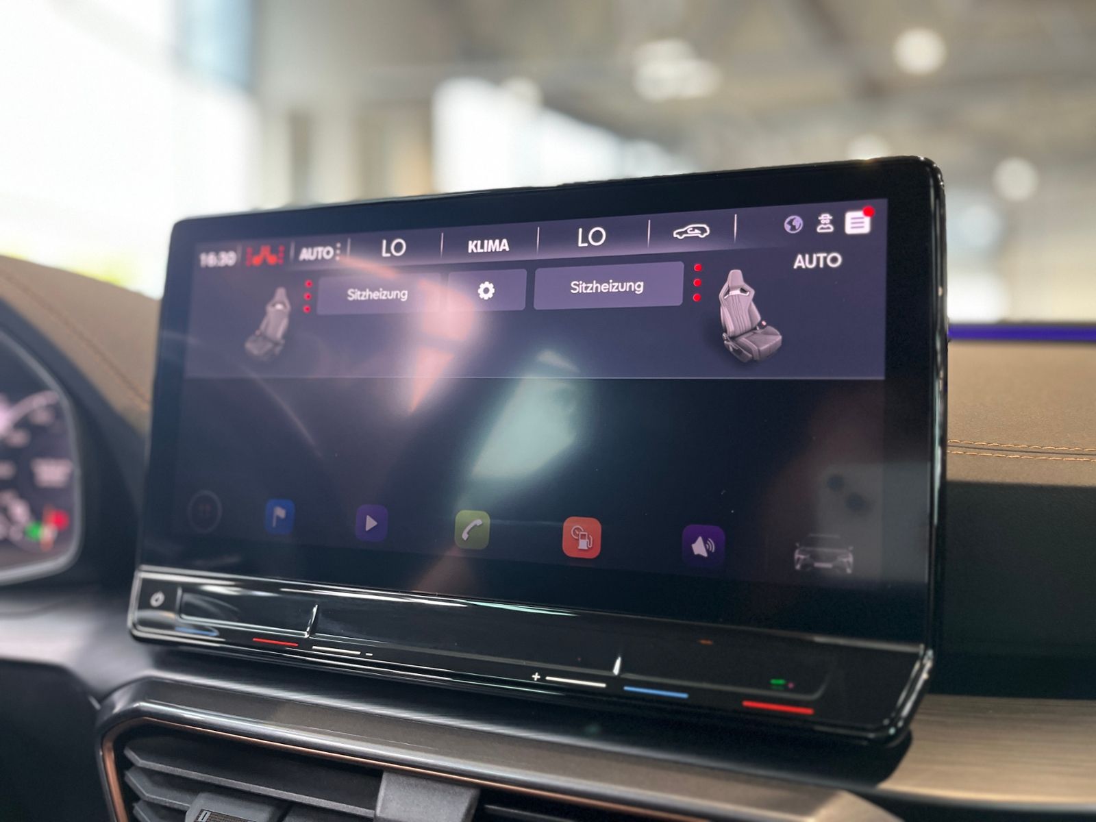 Fahrzeugabbildung CUPRA Formentor eHybrid VZ PANO LED NAV 19"