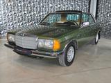Mercedes-Benz 280 CE W123 Coupe Automatik Klima Oldtimer - Mercedes-Benz 280: Ce