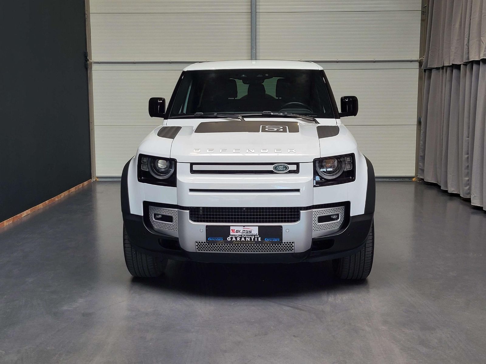 Land Rover Defender 3.0d 90 SE *Navi| LED| Pano| Kamera* foto 2