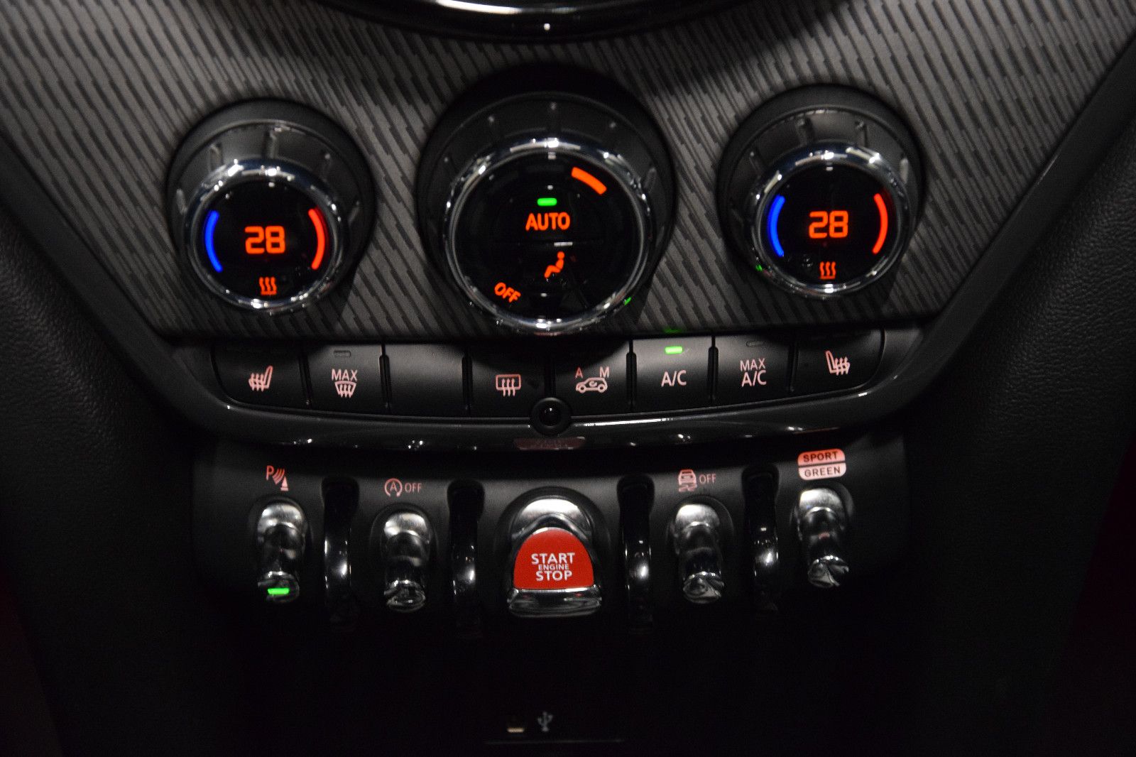 Fahrzeugabbildung MINI Countryman Cooper Yours Trim Pano HuD Memory ACC