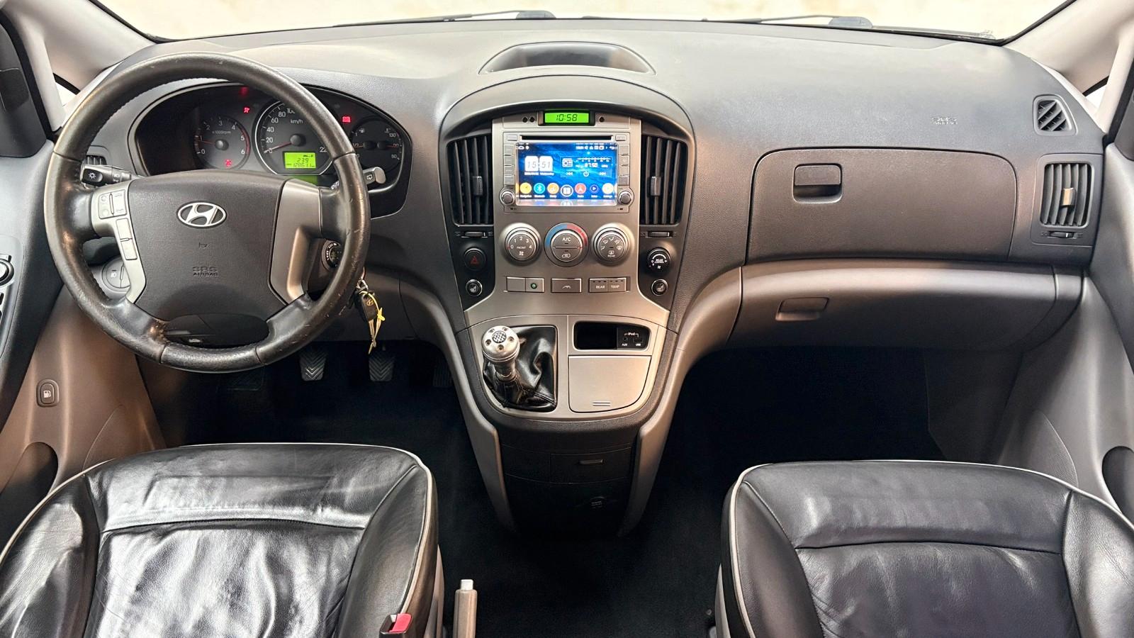 Hyundai H-1 Premium Grand