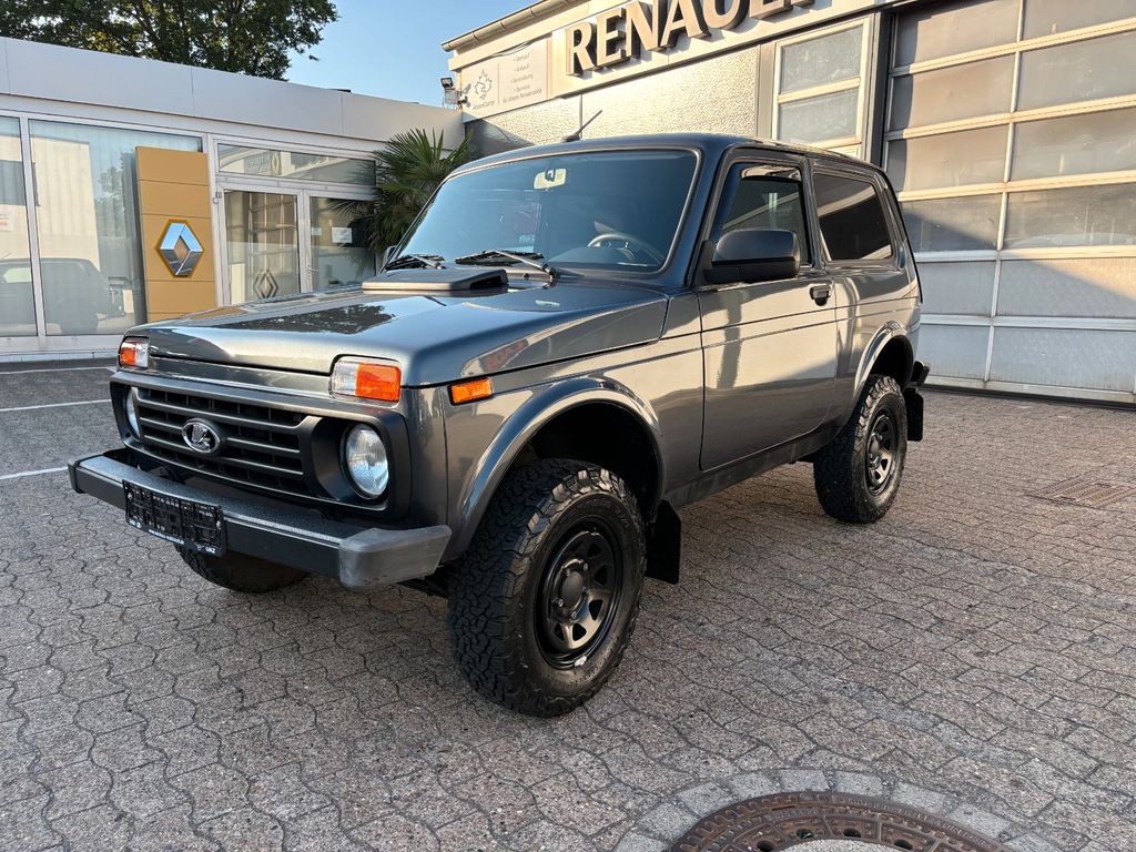Image of Lada Niva