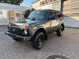 Lada Niva 4X4 MIKE SANDERS, DOTZ - Lada Niva: M