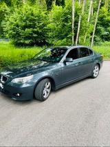 BMW E60 525i xDrive (2009) - BMW 525: 525i Xdrive