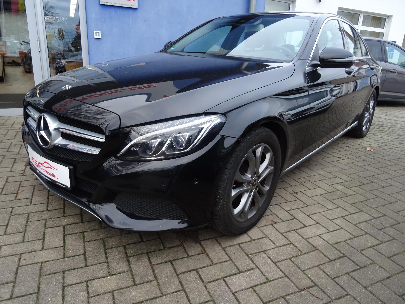 Mercedes-Benz C 180 CGI Lim.Avantg.Autom-AHK-PDC-AHK-LED-Leder