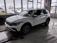 Volkswagen Tiguan 2.0TDI DSG Life LED+NAVI+AHK+HEADUP+++