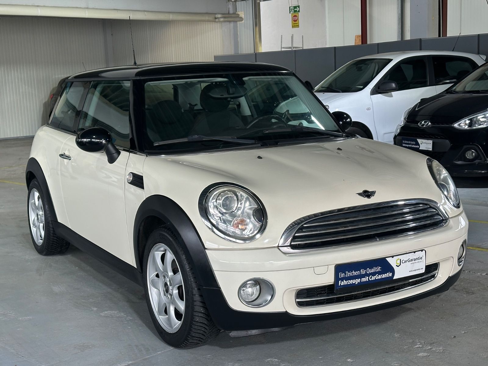 MINI COOPER*PANO*SHZ*PDZ*MFL*KLIMAAUT*ALU*8-FACH