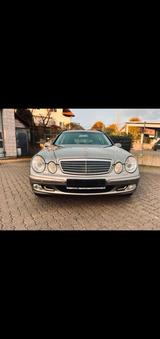 Mercedes-Benz E 240 TÜV NEU - graue Mercedes-Benz E 240
