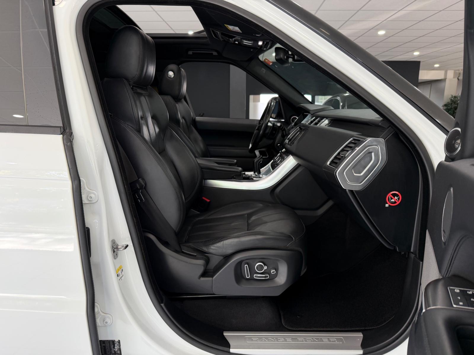 LAND ROVER RANGE ROVER SPORT RR SDV6 306CH - BVA - AUTOBIOGRAPHY - MERIDIAN - TOIT OUVRANT PANORAMIQUE
