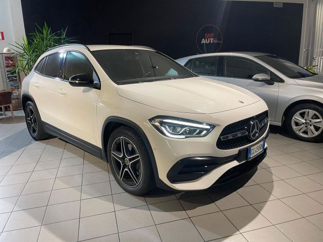 Mercedes-Benz Mercedes-benz GLA 180 GLA 180 d Automatic Premiu