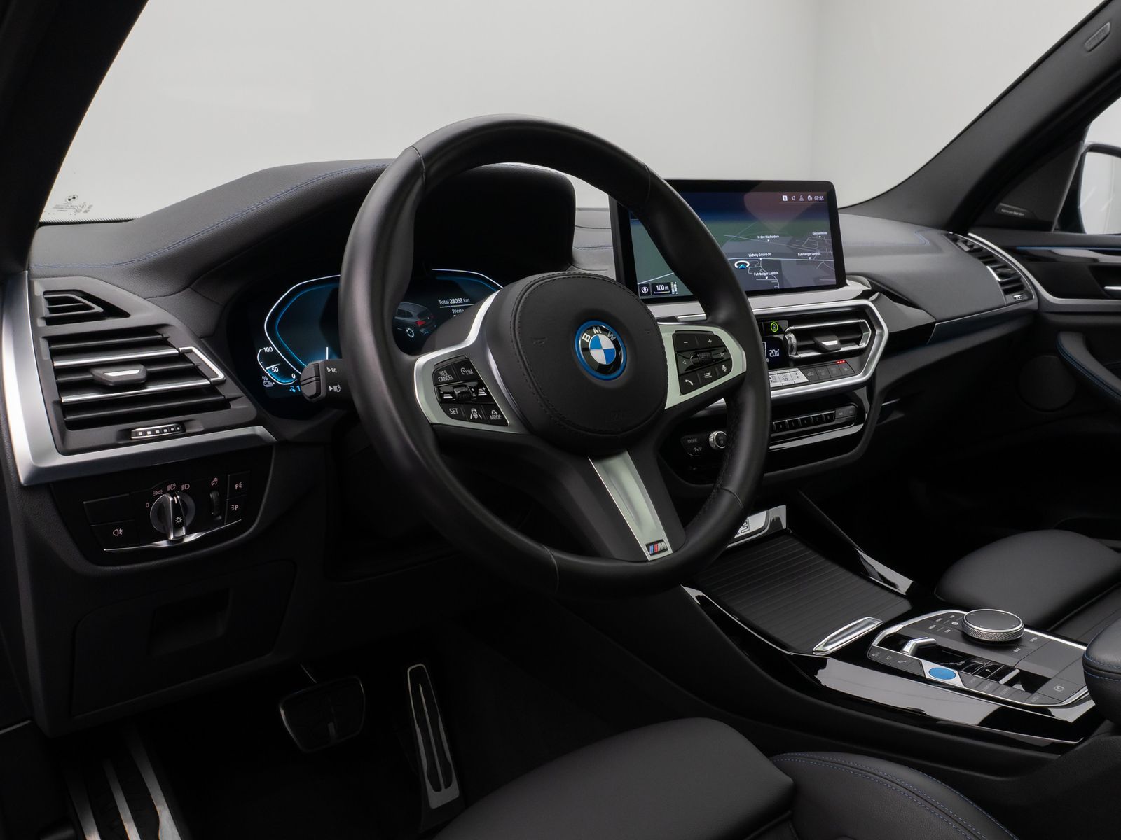 Fahrzeugabbildung BMW iX3 Impressive M Sport Pano 360°HUD DAB H/K 20"