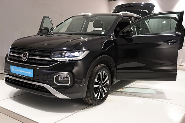 T-CROSS UNITED 1.5 TSI 110kW DSG KAMERA LED PDC 