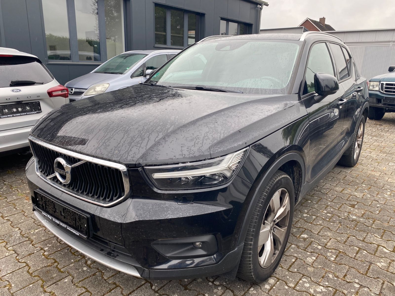 Volvo XC 40 2,0 Momentum Pro 2WD imagem 2