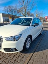 Audi A1 1.2 TFSI 12/2014  (neuer TÜV)