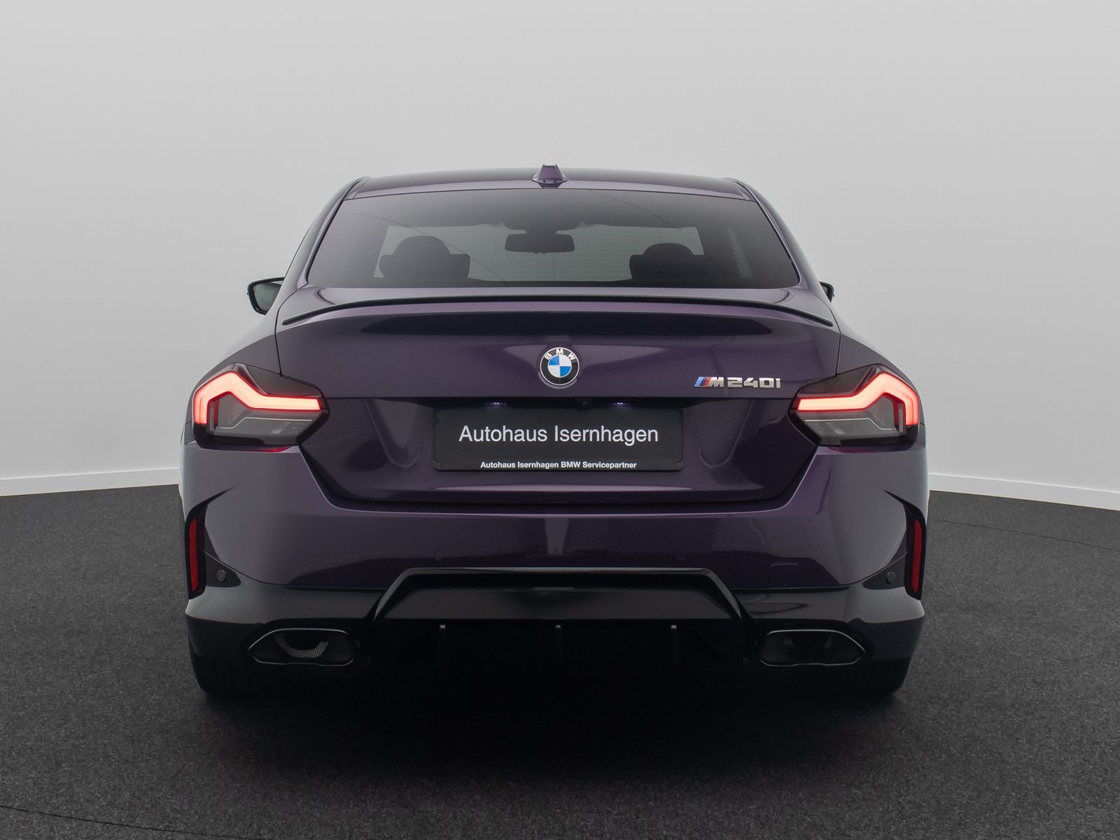 Fahrzeugabbildung BMW M240i xD Coup&eacute; Kamera Alarm DAB HiFi Glasdach