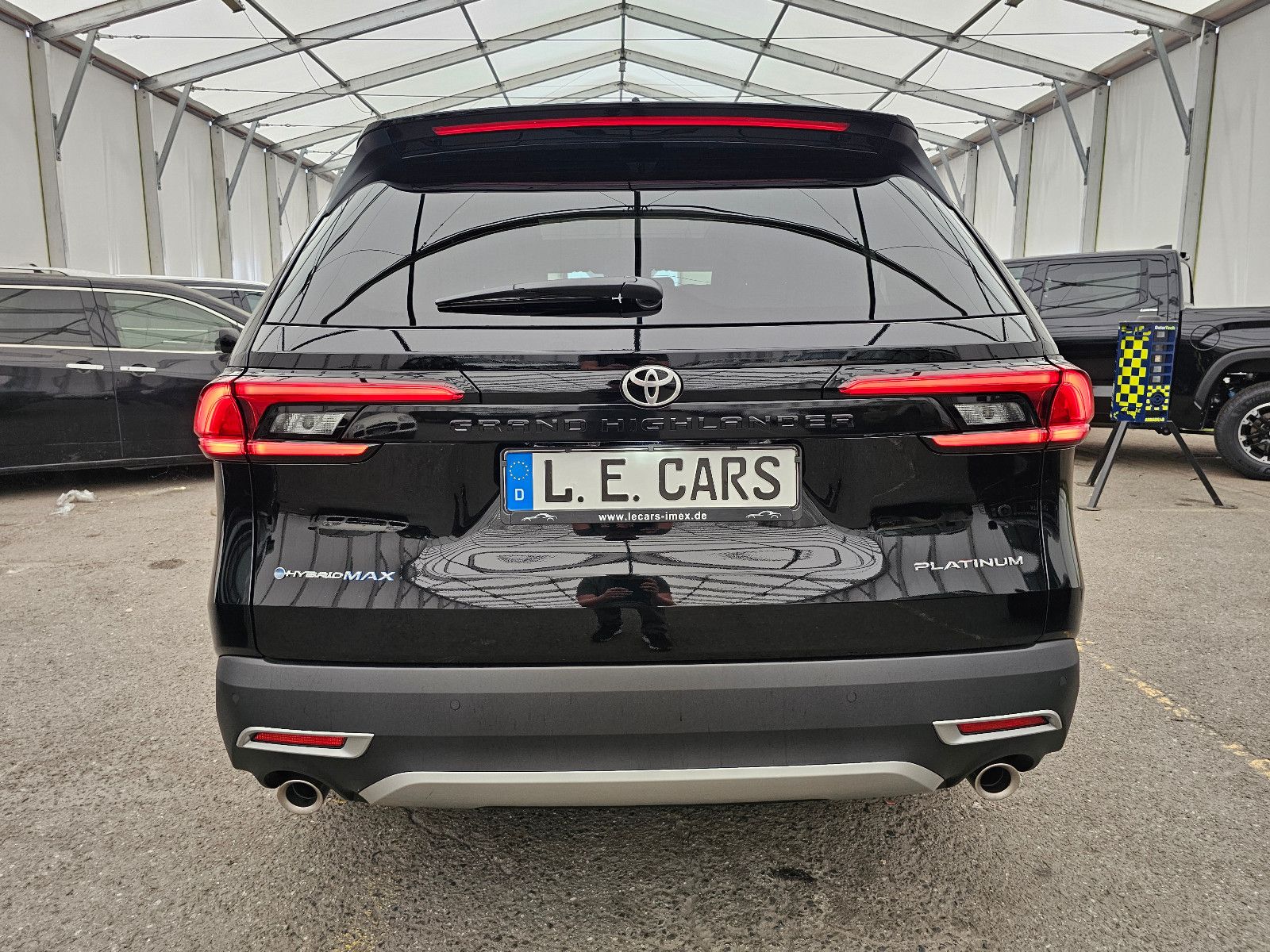 Fahrzeugabbildung Toyota GRAND Platinum Max T1: 68.000 EURO Stock !!!