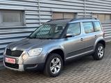 Skoda Yeti 1.2 TSI STEUERKETTE NEU/TÜV 08.27/2.HAND/