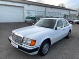 Mercedes-Benz 200 D*OLDTIMER*H-ZULL.SCHIEBEDACH*TÜV 02.2024* - Mercedes-Benz 200 Oldtimer mit Diesel-Antrieb