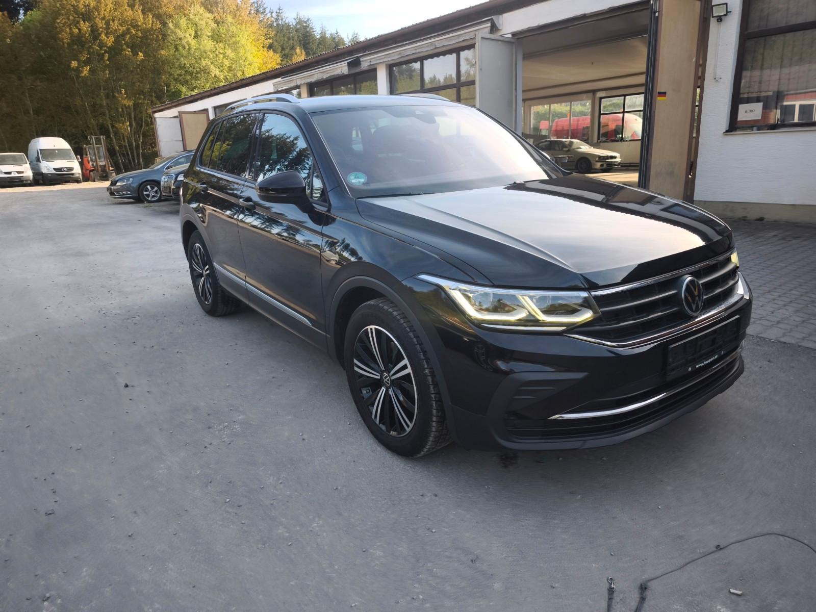 Volkswagen Tiguan United