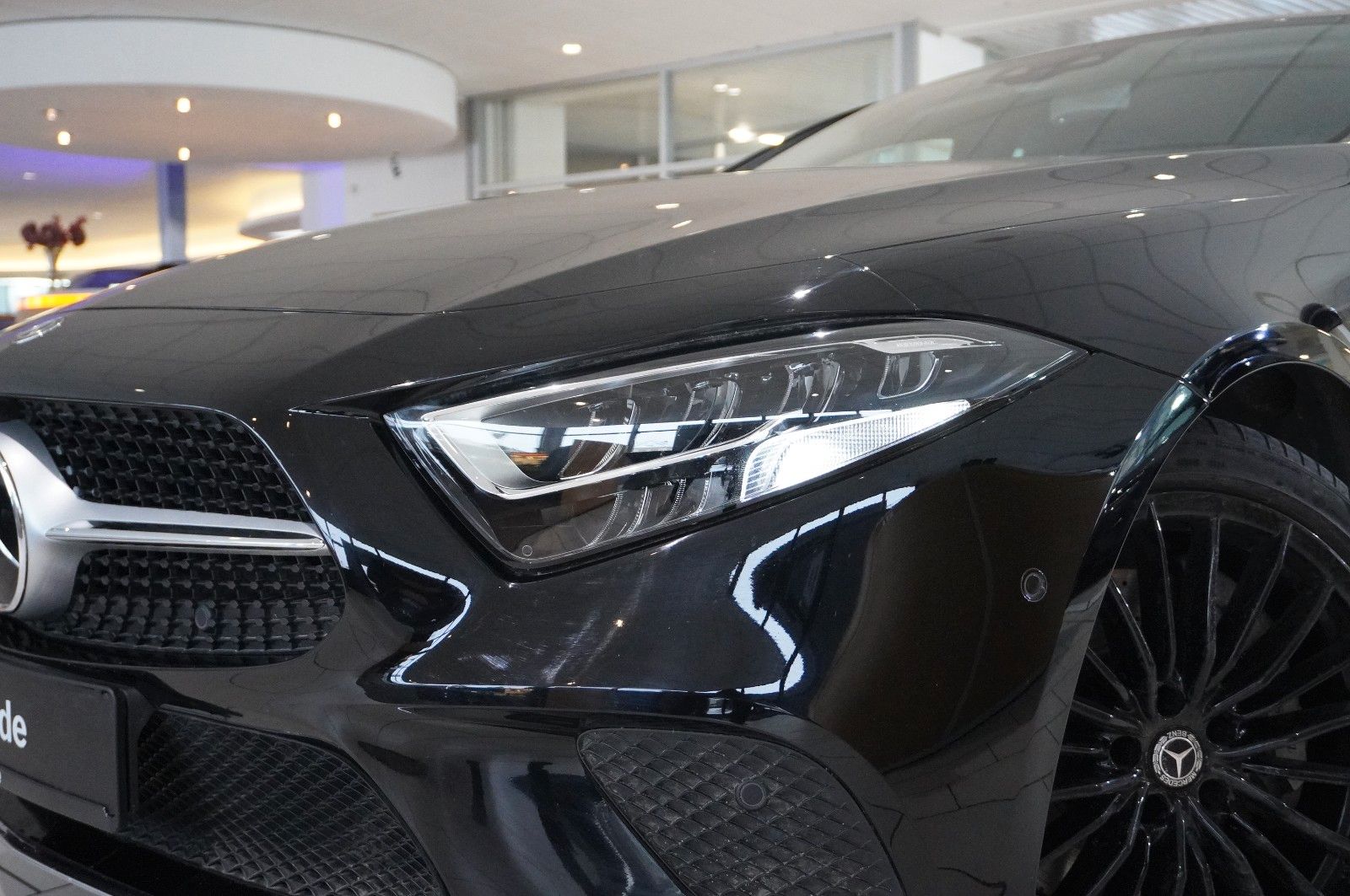Fahrzeugabbildung Mercedes-Benz CLS 450 4MATIC 9G-TRONIC NAVI/360°/LED/HUD/AHK