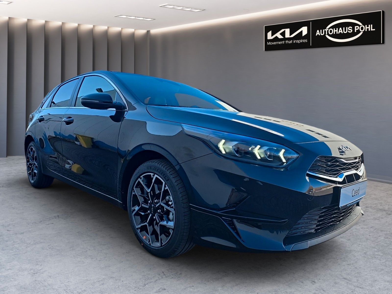 Fahrzeugabbildung Kia Ceed_5 1.0T 100 Nightline STD Navi Kamera