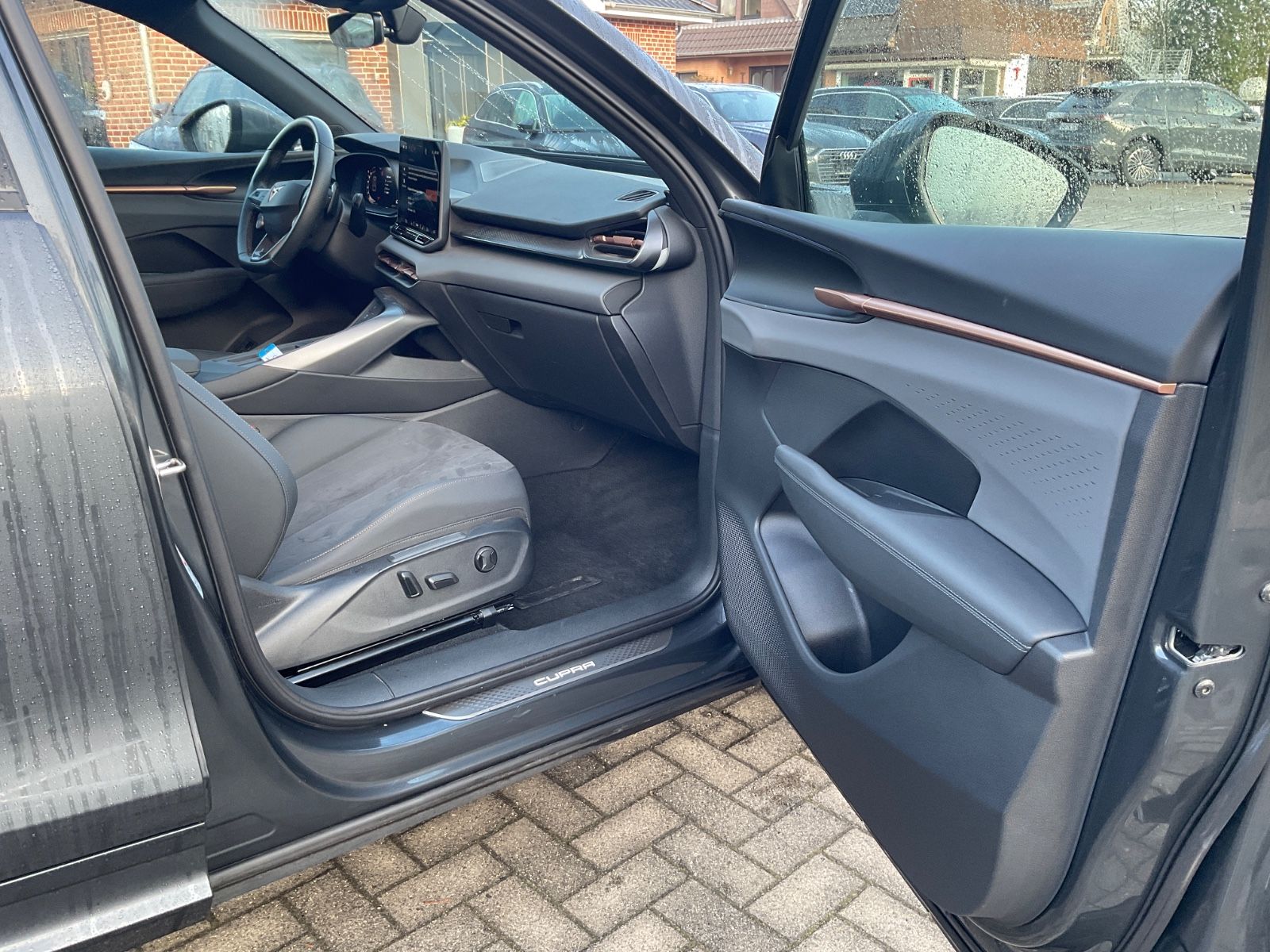 Fahrzeugabbildung CUPRA Terramar 1.5 eTSI DSG,LED,ACC,Kamera,Headup,Navi