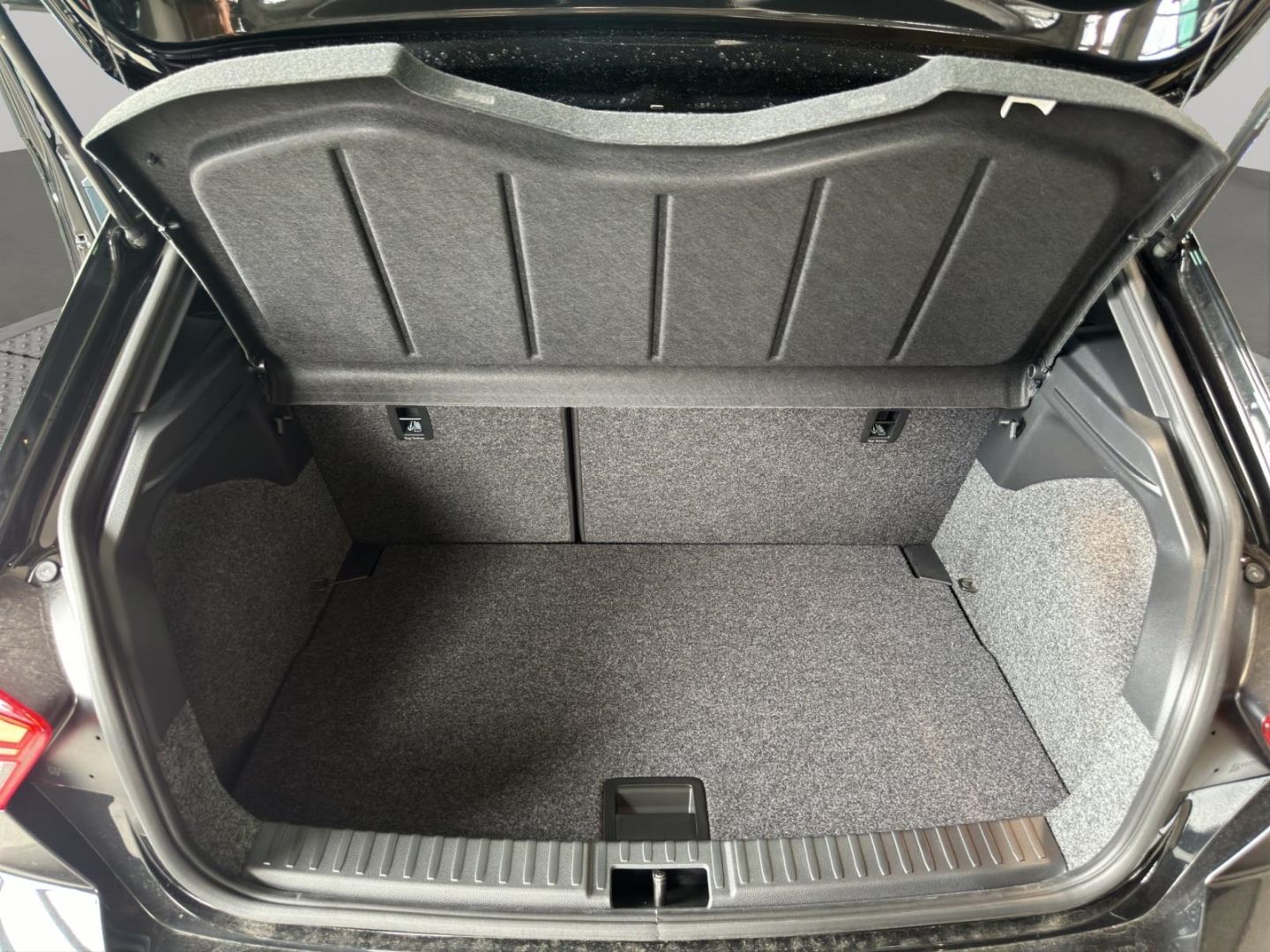 Fahrzeugabbildung SEAT Ibiza 1.0 TSI 85 kW Style Navi LED Digitales Coc