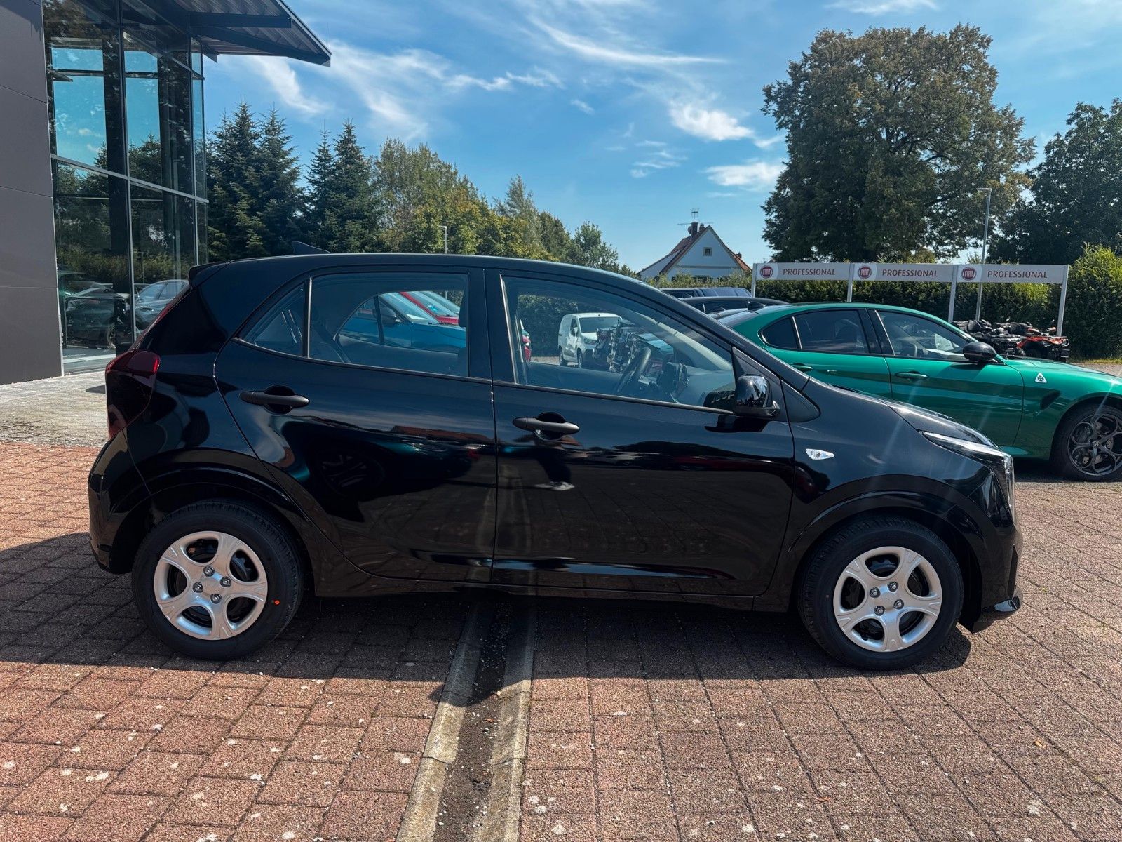 Fahrzeugabbildung Kia Picanto 1.0 Edition 7 NAVI KAMERA CARPLAY