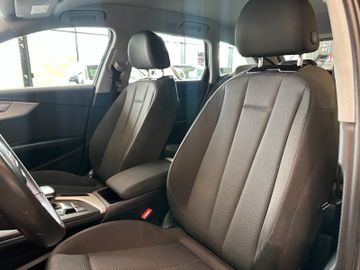 Audi A4 Avant 30 TDI advanced *LED*Navi*