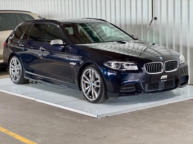 BMW M550d xDrive Harman Panorama Led Acc Ahk