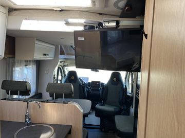 Sunlight Adventure T 68 Hubbett SATTV Digital Solar