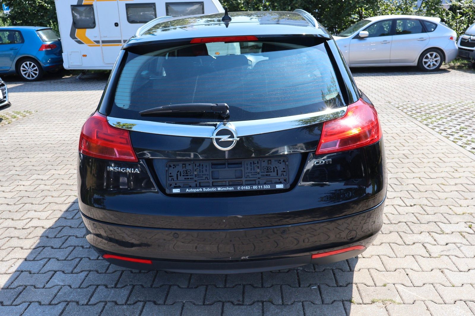 Fahrzeugabbildung Opel Insignia A Sports Tourer Edition