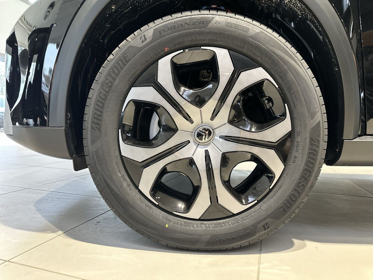 Fahrzeugabbildung Citroën C3 Aircross Turbo 100 PLUS