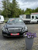 Mercedes-Benz E 300 E Limousine E 300 BlueTec Hybrid+EXTRAS*** - Mercedes-Benz E 300: Bluetec