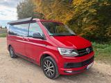 Volkswagen T6 California Beach - rote Volkswagen T6 California