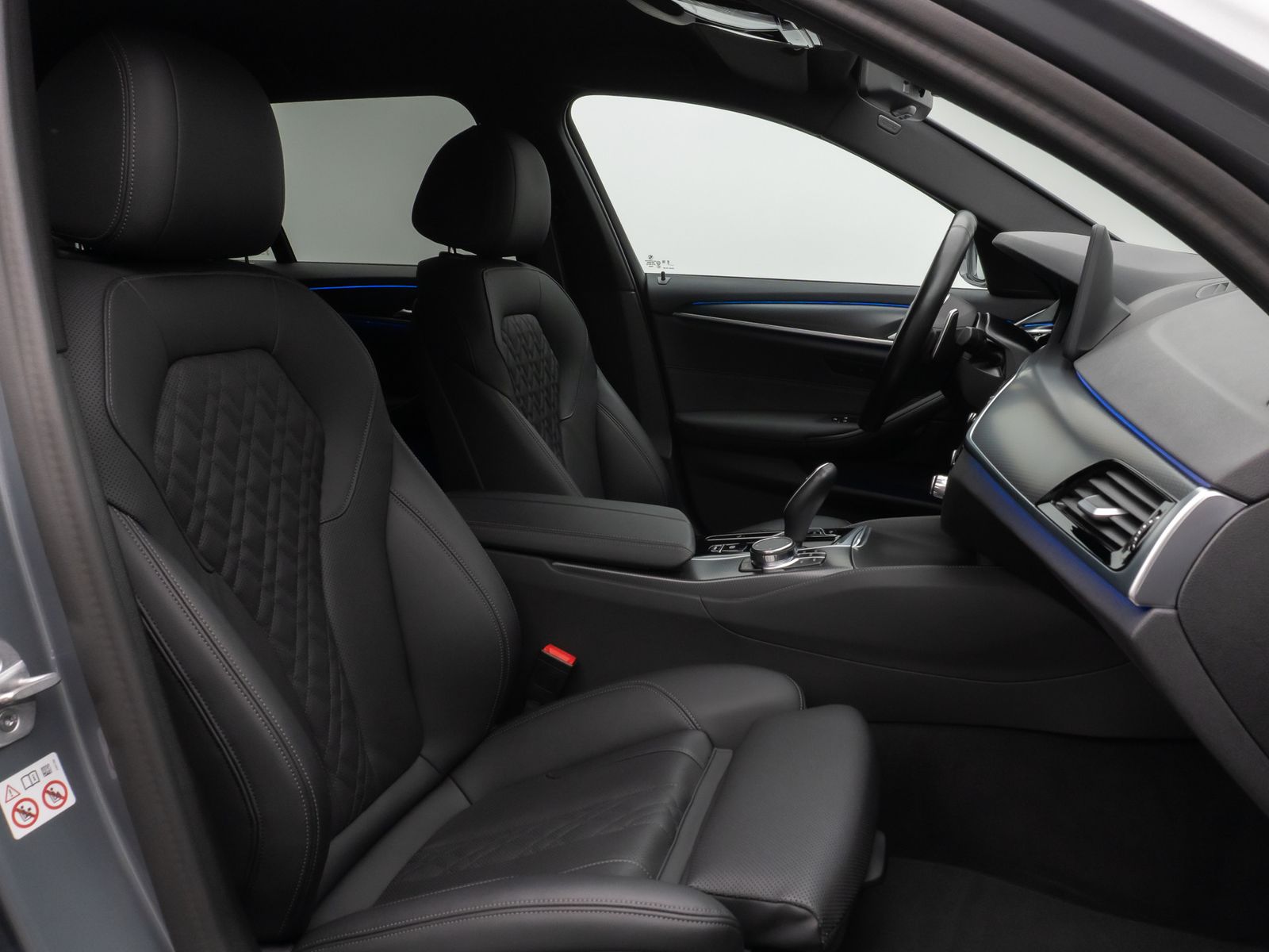Fahrzeugabbildung BMW 540d xD M SportPro Kamera Laser HUD DAB HiFi 19"