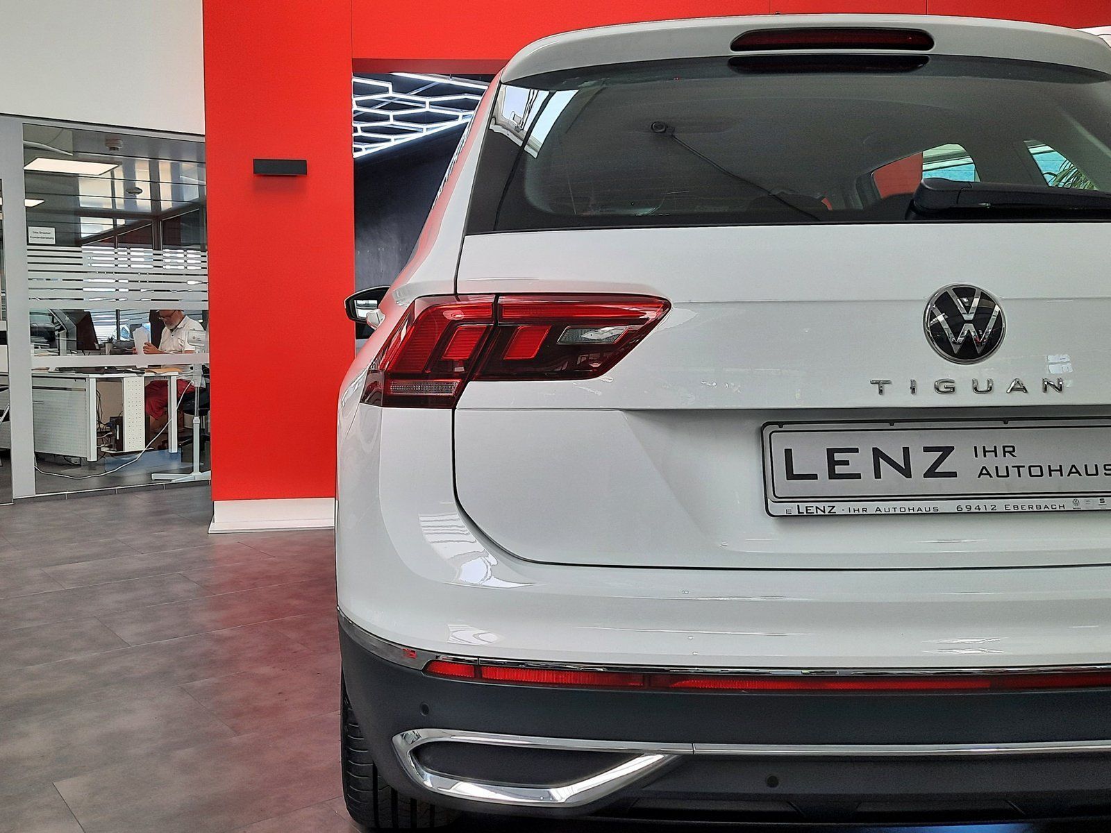 Fahrzeugabbildung Volkswagen Tiguan Elegance TSI DSG *LED*PDC*Sitzhzg*ACC*APP