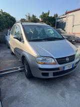 Fiat Idea 1.3 Multijet 16V Active - Fiat Idea: Active