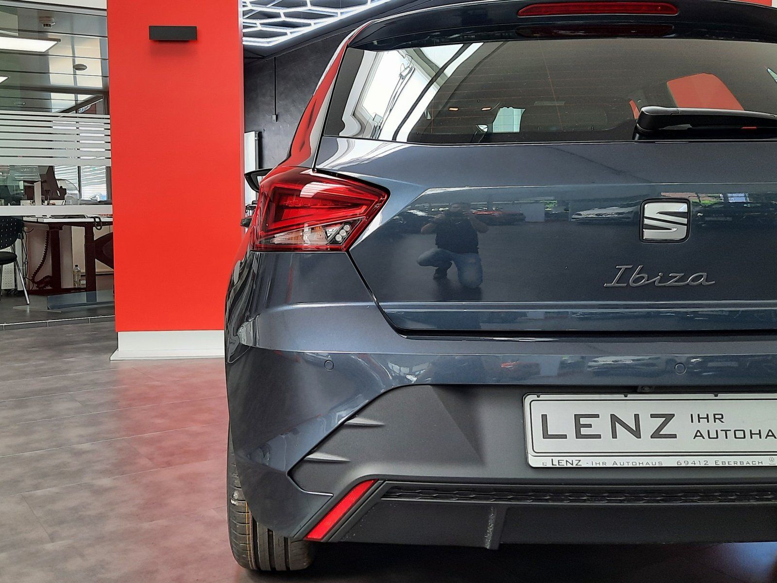 Fahrzeugabbildung SEAT Ibiza Facelift TSI Style *LED*Cam*Full-Link*PDC*